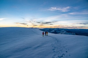 玉珠峰6日 | 玉珠峰南坡6000米雪山进阶攀登计划 勇登高峰挑战自我！