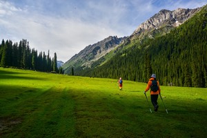 乌孙古道8日 | 行走天山 探寻乌孙部落西迁之途 轻装徒步穿越