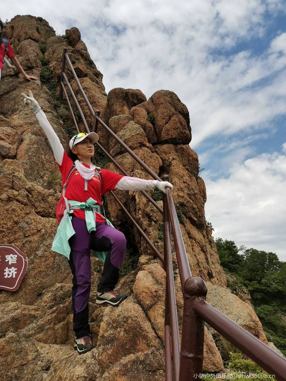 D1vsjeYQLQyBpagCHEZh6pV63LHtEaMZO0a3ihZiE9WtG4vca2fY7OLQJLpWgMux