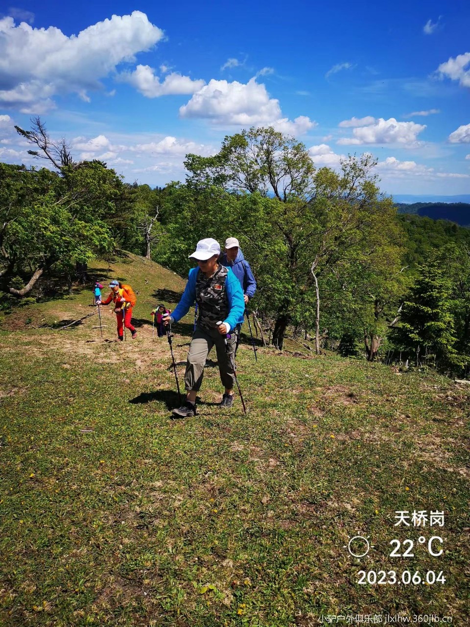 MmRxl34Hpy2I90bZu1EDB1cVc-srIlexXIngd3QsLzBoY8_QAXRBeNWvKNWXSTBW