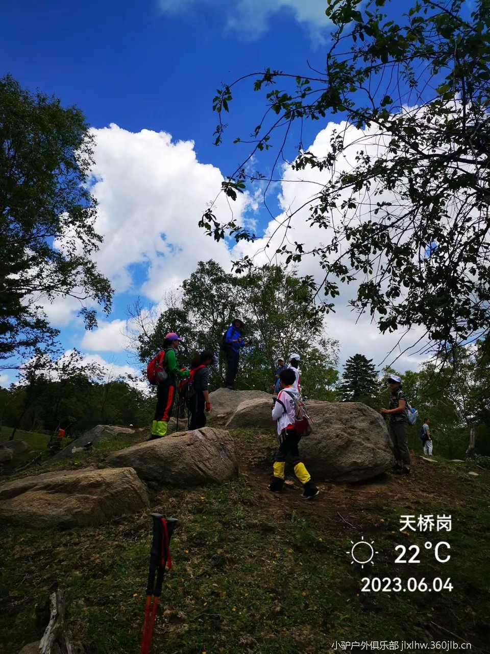 MmRxl34Hpy2I90bZu1EDBzYTto-cM6g_pupUKWpYrBohXNNmiFKm_5z0LAkMnIMi