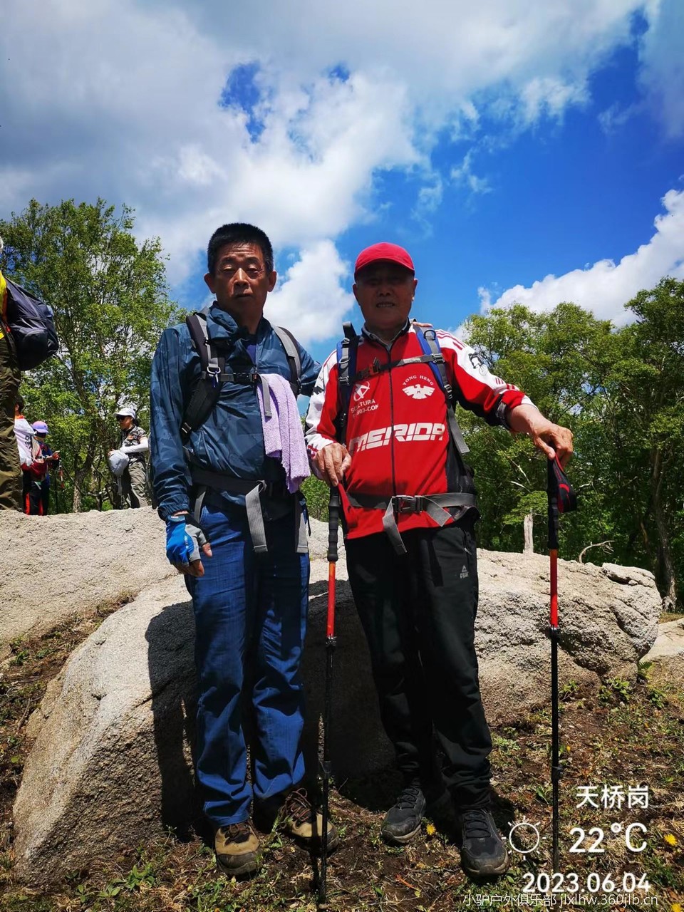 MmRxl34Hpy2I90bZu1EDB8KETwt77py68F-A4T7jTzC-moi9QXbksZjiD5bjeVOQ