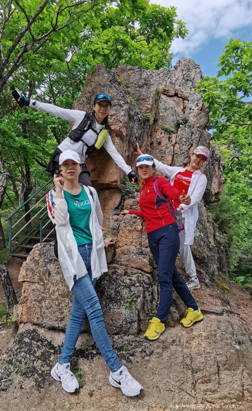 xwkhlTIpNjINql_lIR19BrdOVJ04CKxc24i6UYdhKJh9IlAS4vGH4RX0O4UcdnBg