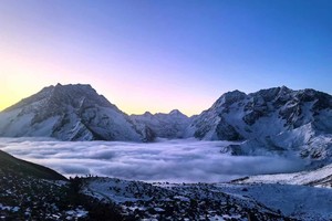 【奥太娜】人生的第一座雪山，适合初级攀登者体验雪山的雄伟
