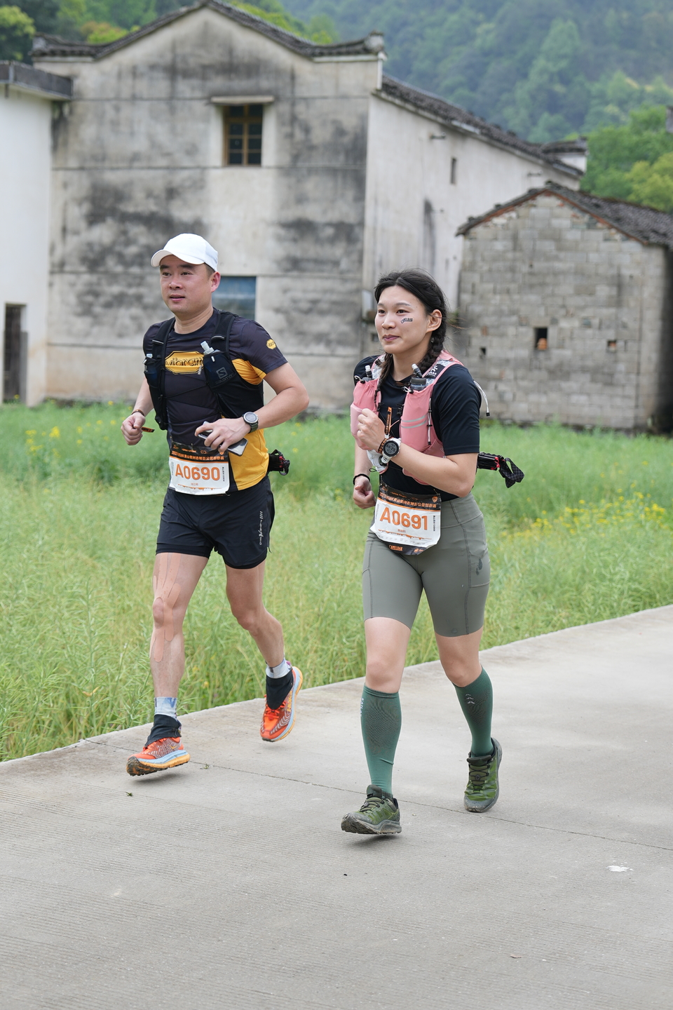 白墙黑瓦4-男+女