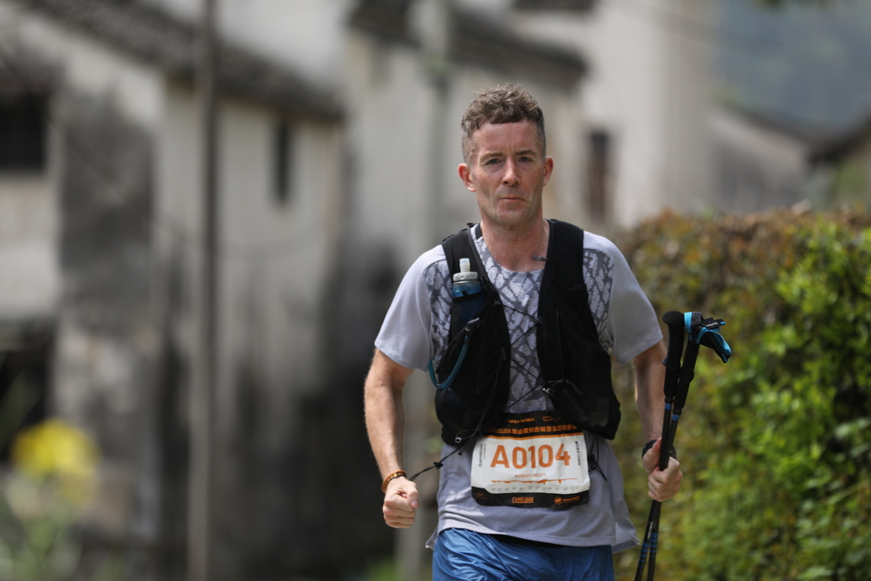 房+巷+矮墙6-男-外籍