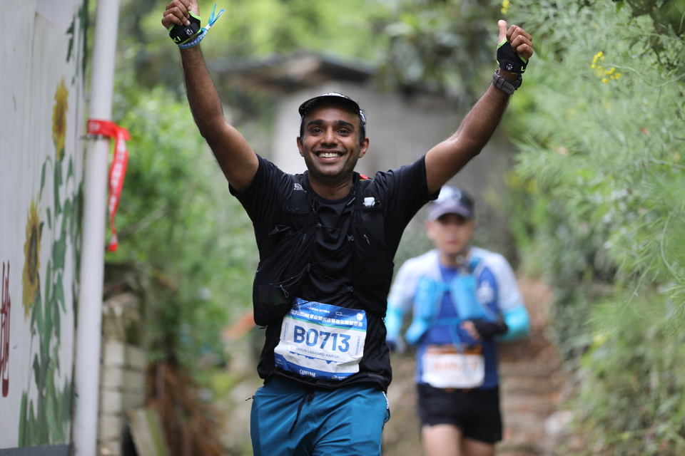 油菜花7-男-外籍