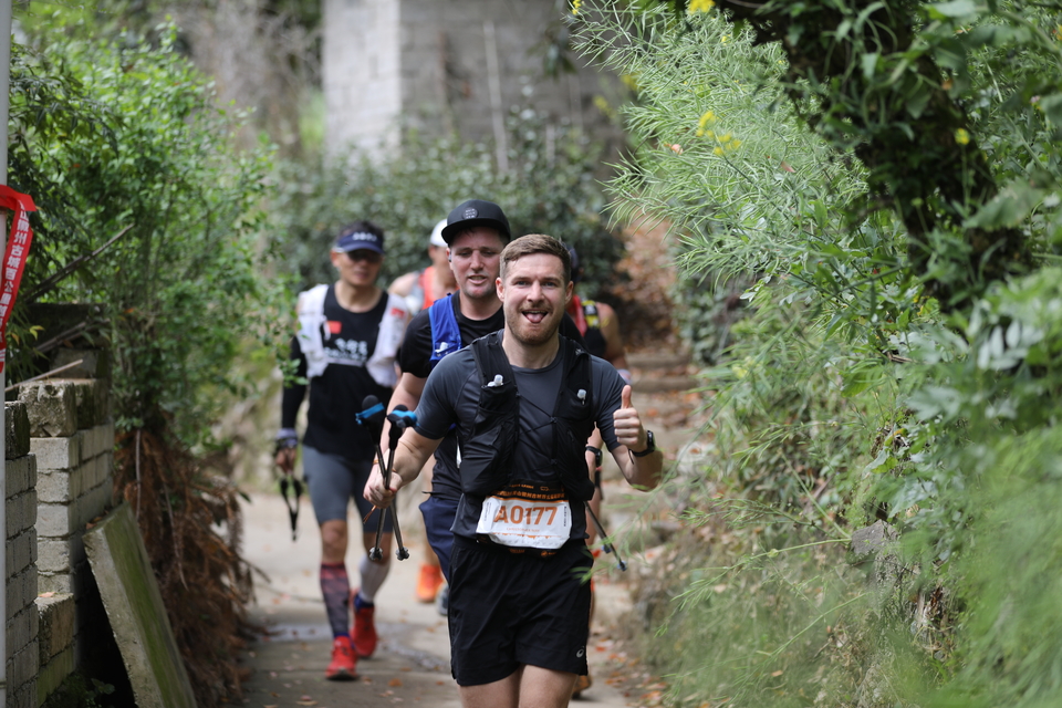 油菜花9-男-外国2