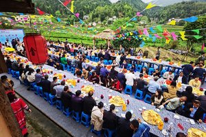 上犹县平富乡三月三活动长桌宴