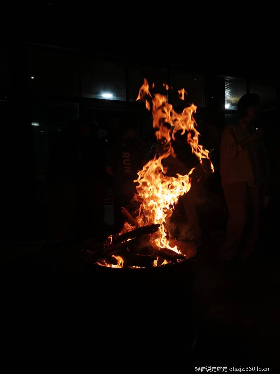 e-buVkdOZusKQklCZ5Qn0z8yVwq4S2iZxaUZw7DRHLDUp8uccxL-HbfaXBrLtGGp