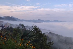 【8.21-8.22】周三周四“云海度假村”“徽州山中小村落”“小众秘境溯溪玩水”休闲山顶客栈云海避暑两日游