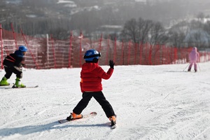少年团·1.18（周日）：冬季专属，卧龙湾滑雪1日（可独立）