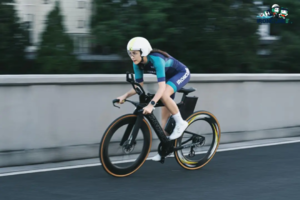 2024铁立方定制铁三服