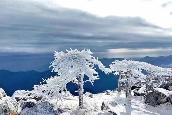 【已成团】1.27（周六）勇攀冰晶顶，登秦岭之巅，俯瞰秦岭冰雪世界