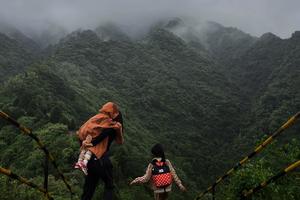 【小小树 妈妈团 秦岭三十峰①】03.06（周三）| 初春醒山计划&女神节 浅爬将军山 打卡蔡家坡艺术村