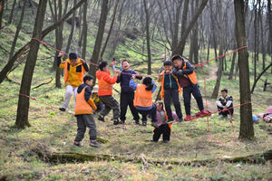 【小小树清明】4.5| 林间徒步 挖竹笋 摘小蒜 好玩的林间绳索课程