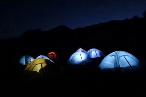 【小小树五一营】 和小小树一起去露营 高山草甸 隐秘村落 自然最美的晚霞和晨光都能体验