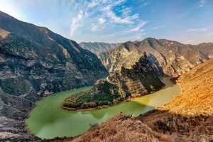 【独立营徒步】9.7周日| 探秘北山山脉 摘酸枣捡地软 爬烽火台 俯瞰泾河乾坤湾