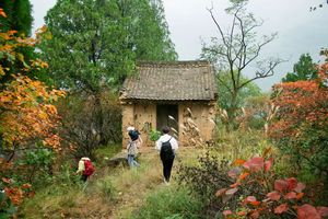 【亲子徒步】11.15周六| 探秘空中村落犁辕坪 最美秋色 旧时村落 在自然里放松身心