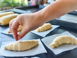 【节气生活】2.6周五| 煮一杯奶茶 做美味的窑烤面包 在寒冷的冬日感受炉火和食物的温暖