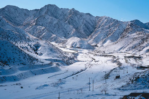 【天行•元旦•达里湖大青山】蒙冬徒步天花板の破冰达里湖-穿越塞尔达大青山-漫步美林谷雾凇幻境