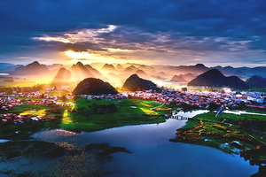 【天行•滇东南全景】元阳梯田-罗平油菜花-建水-碧色寨-坝美-普者黑-东风韵-抚仙湖-东川红土地-元谋土林9日游