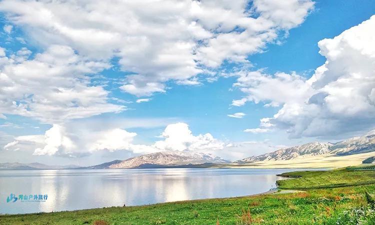 赛里木湖