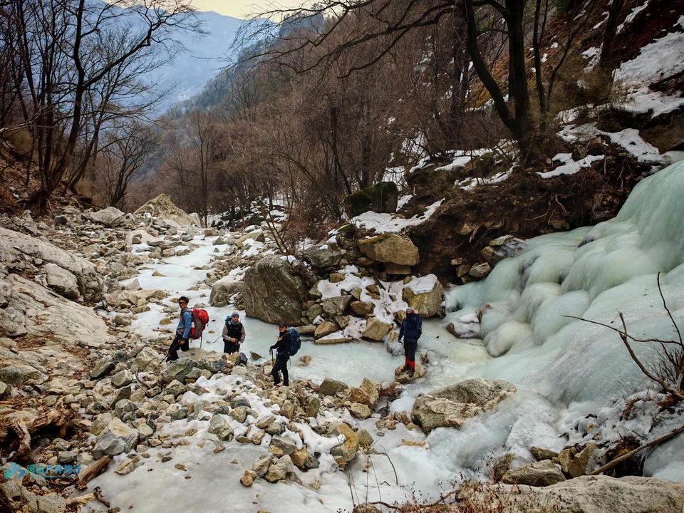 mndt_W0rj0gTHpSsAwdGahjnqYbh9tUULfqwhu5SJfUSgkf3Mmw-X15KWgb6vk1J