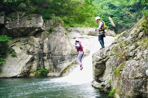 【溯溪 跳潭】8.17 张广河玩水、溯溪、挑战8米跳潭
