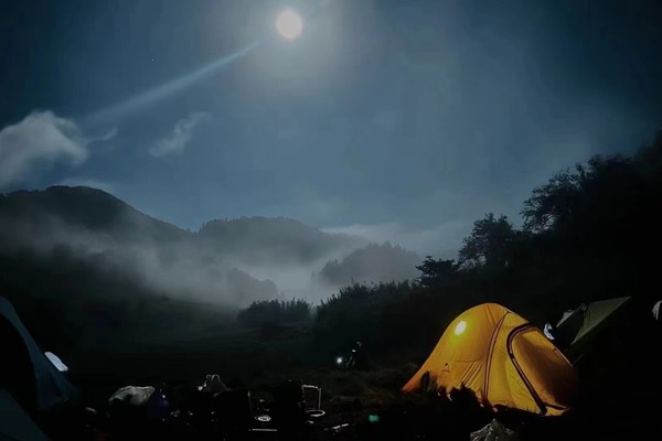 【清明节 神农架重装】4.4-6 金猴岭、神农顶、官门山重装穿越三日活动（武汉动车兴山往返）