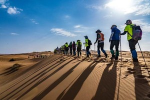 远征腾格里 ｜暑假团期 ｜一生必走沙漠路线 为爱行走52.1KM 轻装徒步