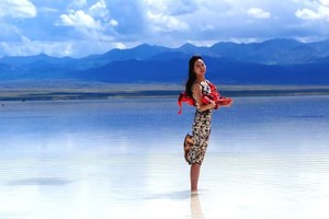 【邂逅丝路】七天六晚玩遍青海湖，茶卡盐湖，翡翠湖，莫高窟，鸣沙山月牙泉，七彩丹霞，2-8人小团深度游-