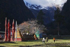 雨崩+虎跳峡徒步7天6晚转山活动. 独家雨崩村驻点摄影师跟拍！