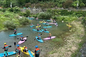 【桨板漂流】8.24 暑假小尾巴，赤壁羊楼洞游玩，崇阳桨板奇遇记，奇幻漂流派对，清凉一夏
