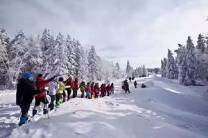 科尔沁户外 22026年1月16 老里克湖踏雪欢歌  老里克湖穿越+水色雾凇漂流+恩都里+云顶集市+长白山狩猎场三日活动