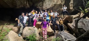 科尔沁户外  5月16日闾山--北镇闾山蟒蛇岭～百米岩面～高丽城～野人谷穿越