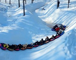 1月24日  玉龙溪冰雪大世界二日游