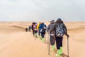 宁夏 【经典腾格里沙漠4天】“五湖穿越”52KM徒步