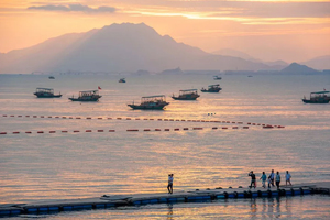 春节【惠东过大年2天】看妈祖文化非遗盛宴，海边篝火晚会，海边赏烟花，体验海边赶海，入住海景房，邂逅双月湾最美日落、畅游海