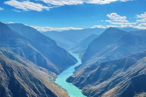 2025【云南徒步】宝山石头城+太子关+虎跳峡高路徒步之旅 5天4晚