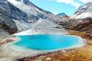 天天发团【5天 | 稻城亚丁】2-8人团稻城亚丁+鱼子西+墨石公园+四姑娘山
