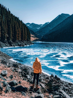 【3天| 情人海蓝冰】坠入峡谷的眼泪，上天遗落的翡翠明珠