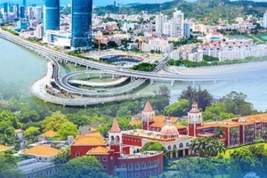 动车往返【清明鼓浪屿3天】鼓浪屿、南普陀寺、白鹭洲、万国建筑。报名付定金