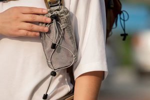 户外水壶包小挂包手机袋旅行徒步便携超轻背包配套挂包男女新款