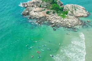 【入门】3.15周六丨咸台港-狮子岛海岸线穿越，沙滩、礁石、踏浪、戏水、拾贝