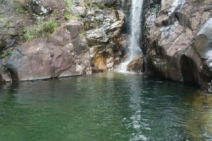 2025年6月15日探寻深汕合作区水底山秘境——水底河瀑布泡潭子打火锅