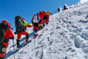 2026预售开启【慕士塔格 · 雪山攀登18天】喀什集散，报名就送凯乐石8000gt！