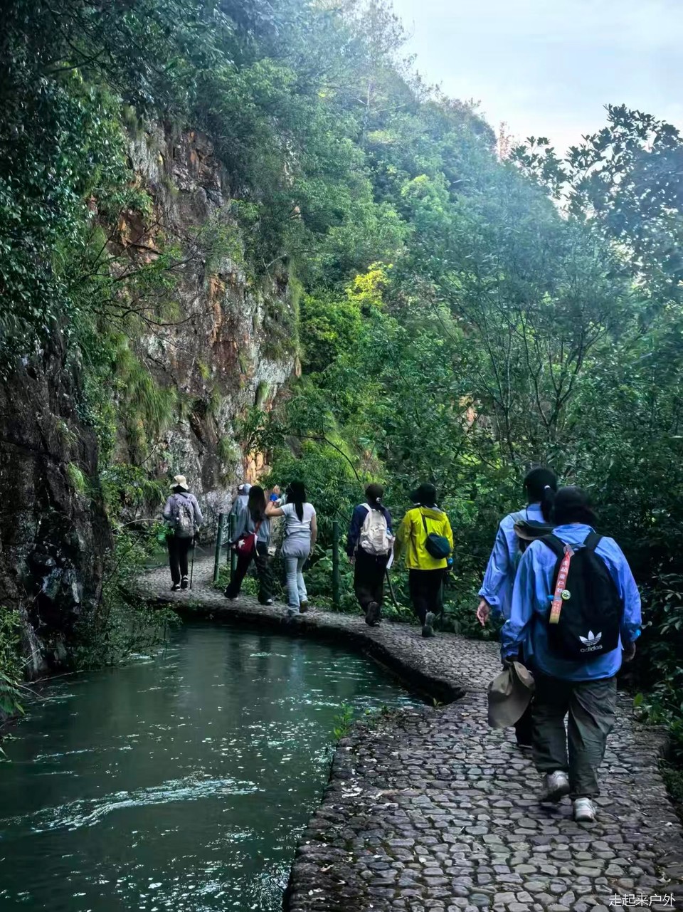 fb6ab7db8830f23f0c14c0224b17a587