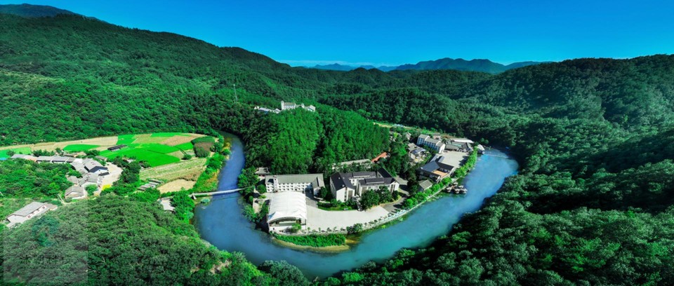 468f3d0a6b517f5b3dbcf5f51e38feef