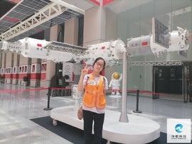 我和航模合个影